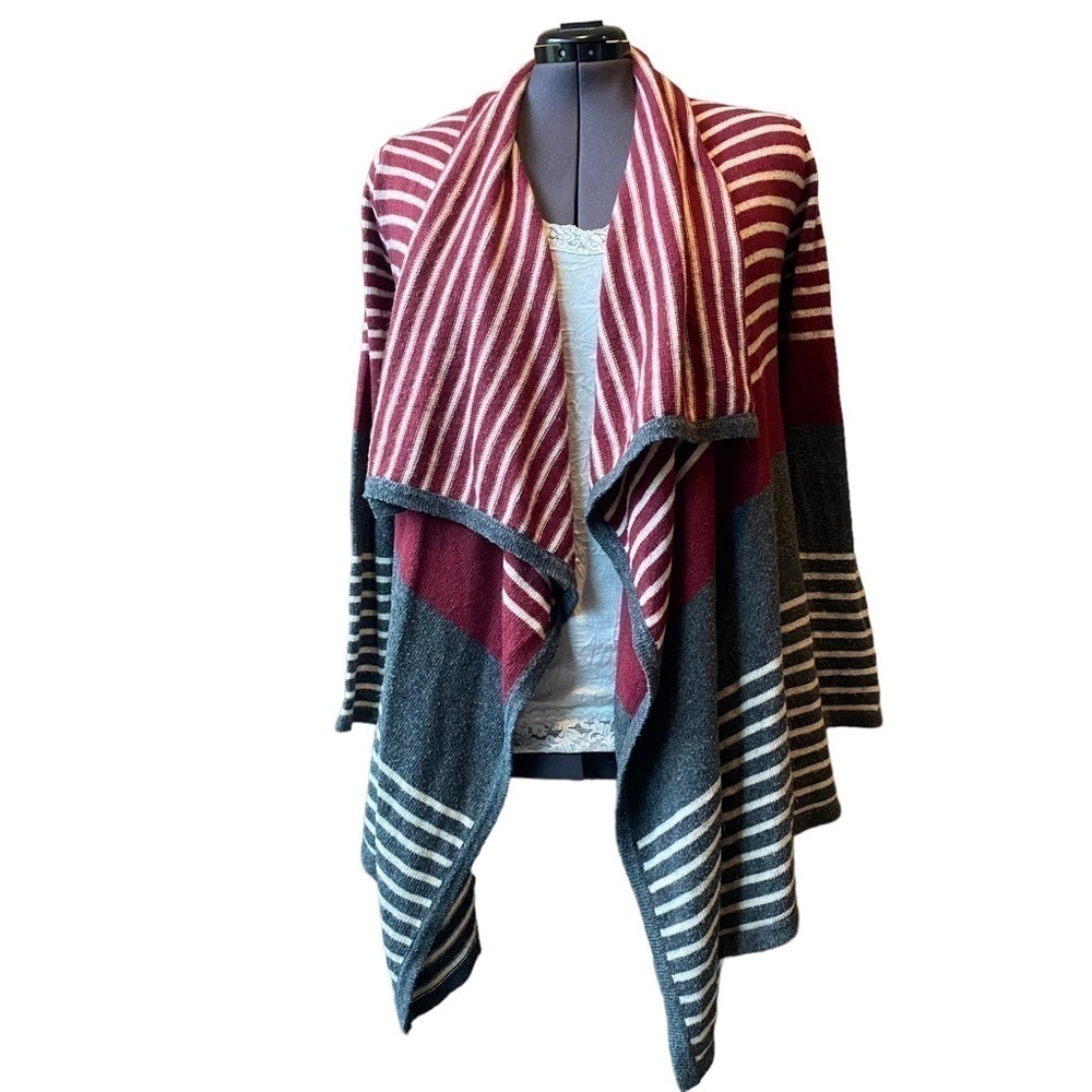 Anthropologie Mystree Large Burgundy gray open front cardigan waterfall hem